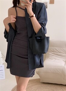 香丽迪网红chic高级感丝滑醋酸外披两件套图片