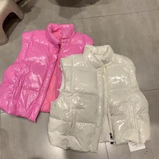 90白鸭绒马甲，女装马甲，ANRUILA