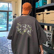 深灰色