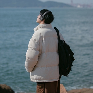 B225-W8532-P118-X148-灯芯绒贴标棉服-面布聚酯纤维帽棉图片