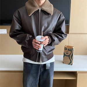 816B-PY011-P130 冬季韩男士羊羔毛翻领皮衣宽松阔版外套图片
