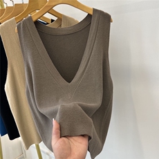 2025年秋季通勤适中无扣马甲V领时尚舒适百搭通勤简约，女装马甲，沐策羊绒