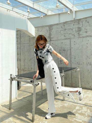 款号023夏季新款扎染时尚短袖T恤现货，女装T恤，ciytorviar 仙度维拉