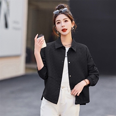 春季新款时尚休闲翻领贴标外套百搭显瘦气质女装短款夹克，女装短外套，依恋蒂丝