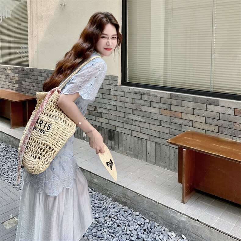 碎花连衣裙方领夏季小个子甜美法式见外包装拼接长裙蕾丝碎花显瘦,女装连衣裙,2C176