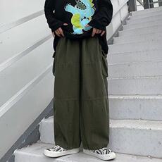 军绿色