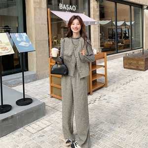 灰色小香风三件套女2025春新款名媛轻奢烫钻马甲打底衫气质阔腿裤图片