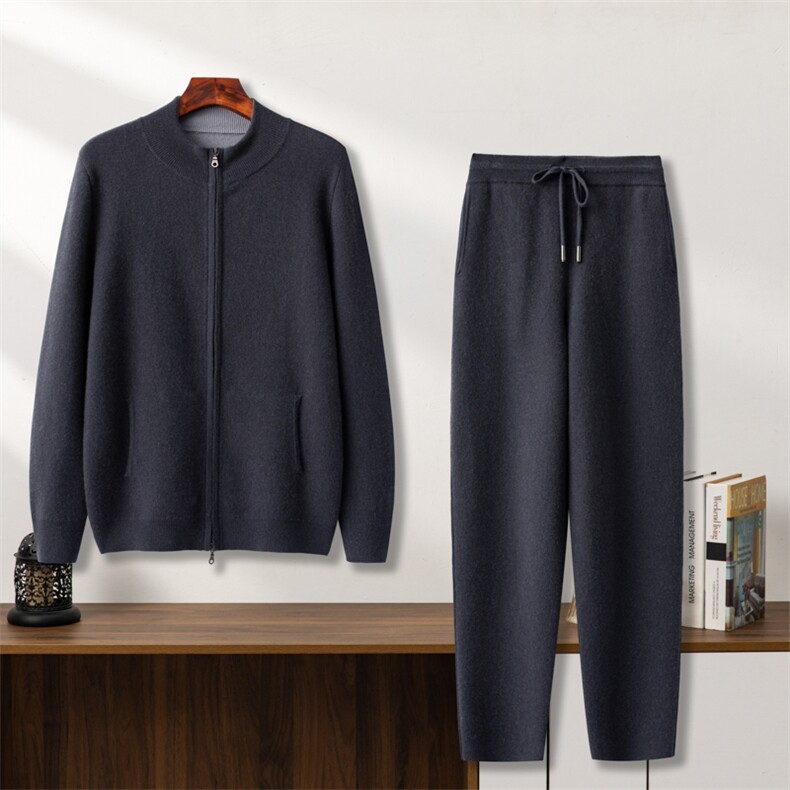 新款百搭空气层半高领套装，男装休闲套装，台绒羊绒