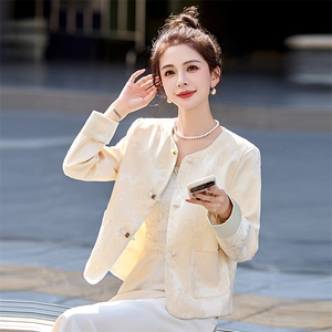 2025年春季新款复古风外套图片
