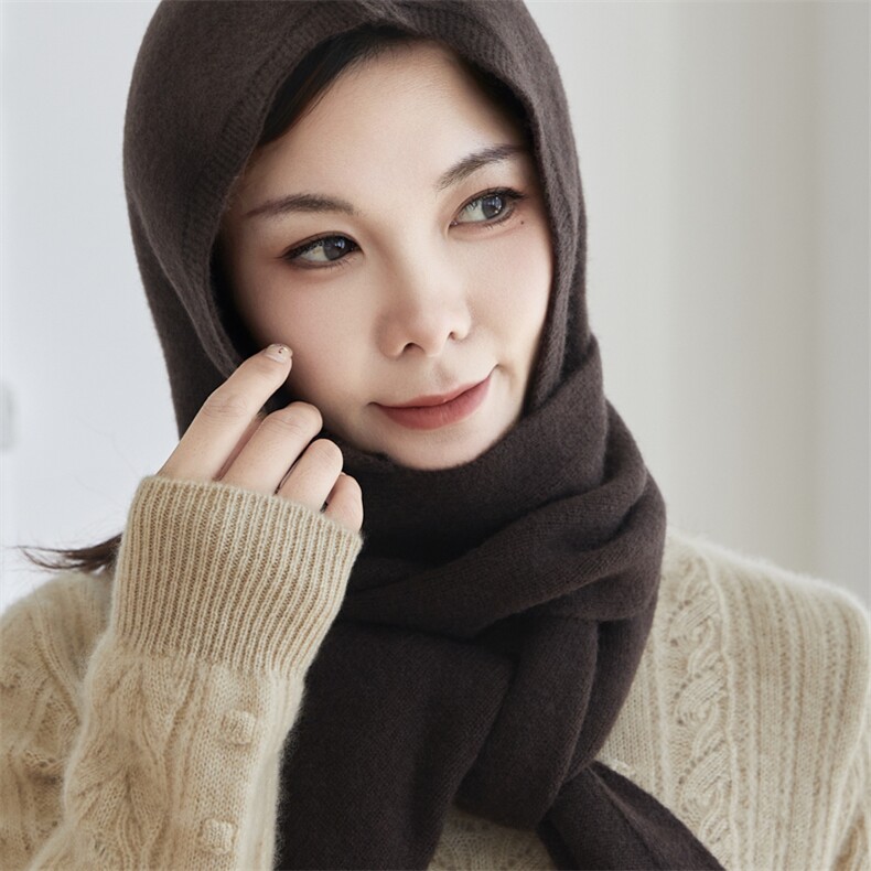 2025年春季新款百搭女士双股加厚围巾套头帽,饰品帽子,窄众羊绒