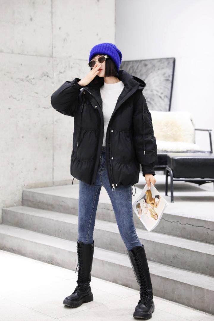 冬季羽绒服现货，女装羽绒服，艾伊贝雪