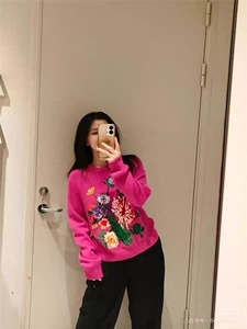 冬季新款山羊绒时尚软糯撞色牡丹花花朵刺绣针织衫女图片