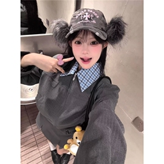 深灰色