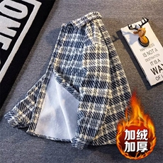 宝蓝色