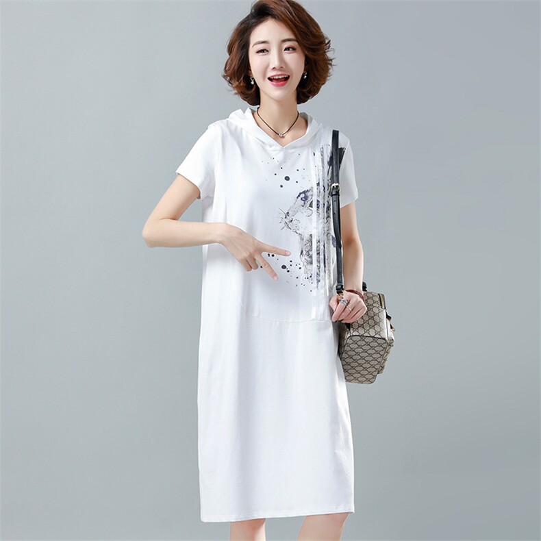 休闲百搭抽绳连帽刺绣宽松舒适连衣裙2025春季新款连衣裙,女装连衣裙,姿萝菲