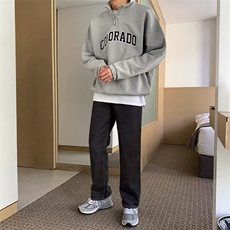 灰色
