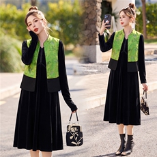 现货，2026年新款连衣裙两件套，女装套装/套裙，利佳可人