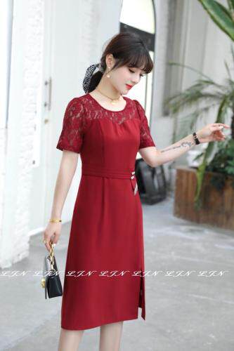 简单大方连衣裙，女装连衣裙，莲佳妮