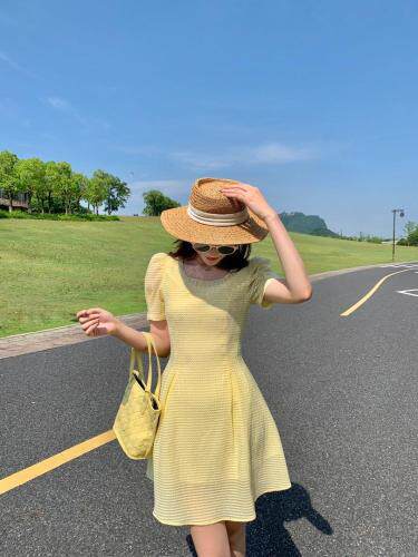 钉珠连衣裙，三色三码MLXL，女装连衣裙，票意情