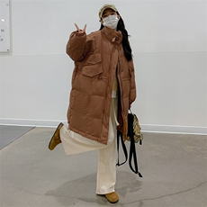 米白色