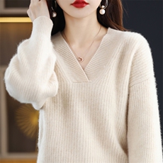 2024年秋冬季云感无压纯毛大V领慵懒羊毛衫，女装羊毛衫，忠诺羊绒