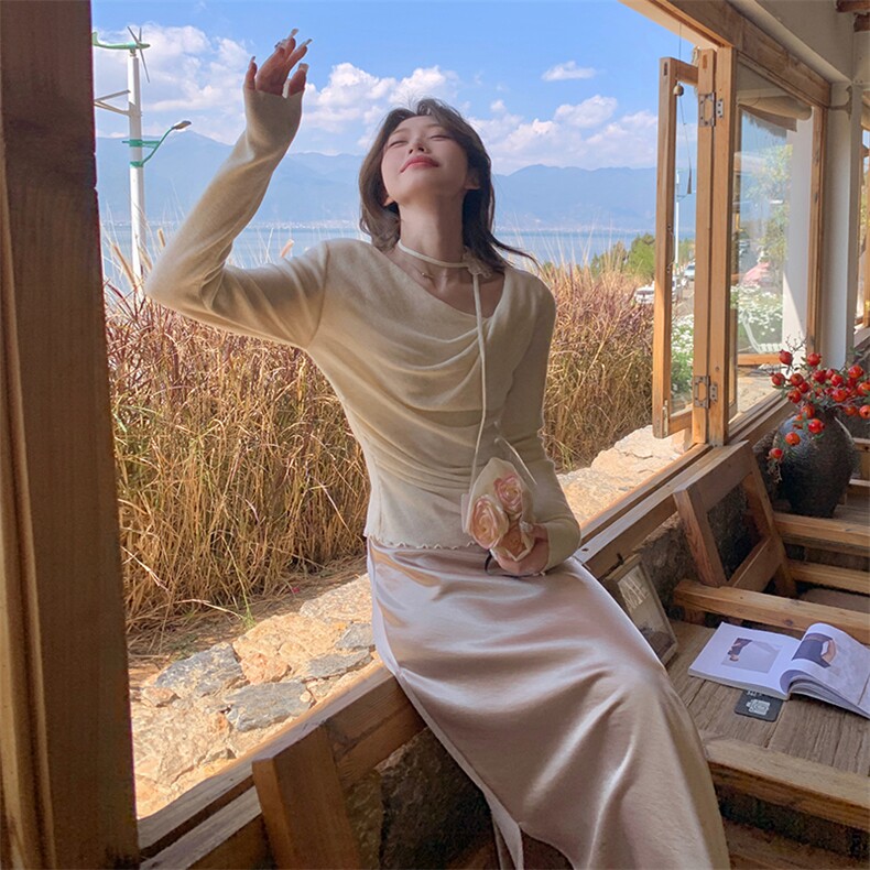 温柔风甜美酷酸半身裙套装女春秋2025新款两件套减龄独特漂亮超火图片