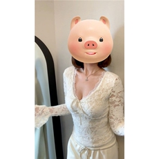 2026新款辣妹纯欲白色蕾丝v领长袖t恤女秋冬季修身内搭打底衫上衣，男装T恤，星座506A