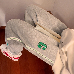 703-K879-P55加绒P65 新款男绣花棉质束脚卫裤 织带拼接图片