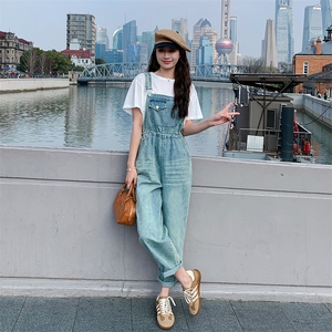 韩版学院风复古牛仔背带裤女2025夏季新款高腰显瘦减龄直筒连体裤图片