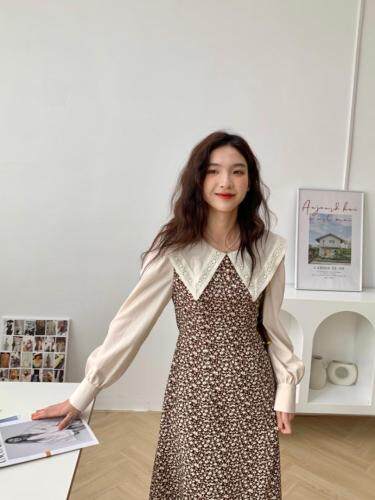 TWTIUWOO-秋装新款翻领碎花连衣裙，女装连衣裙，她物