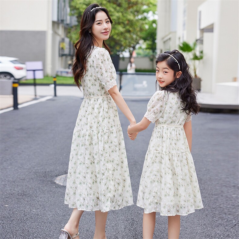 2023夏季新款雪纺印花法式亲子连衣裙甜美优雅显瘦长裙,女装连衣裙,安之芮娜