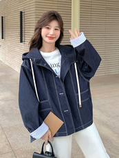 条纹拼接风衣式连帽牛仔外套女春秋2025新款超火流行超好看小个子，女装风衣，浙宝285（原212）