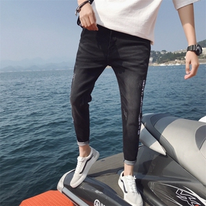 秋季九分裤男牛仔裤破洞韩版刺绣乞丐裤弹力修身小脚9分裤图片