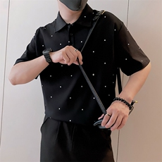 黑色