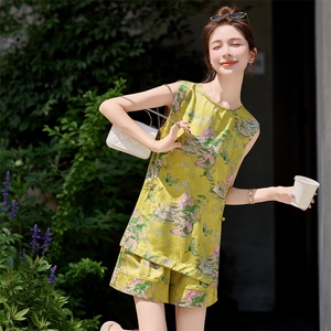 新中式国风套装女2025夏新款巨好看的独特绝美漂亮无袖短裤两件套图片