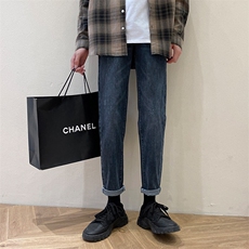 蓝色