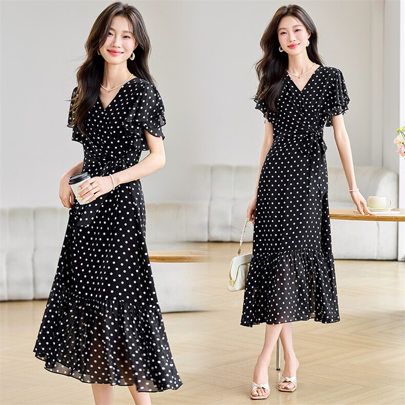 法式气质波点印花连衣裙女2025夏新款V领系带收腰显瘦荷叶边长裙，女装连衣裙，魅影