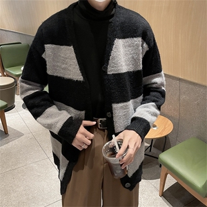 条纹撞色开衫毛衣男秋冬新款潮流宽松慵懒日系复古V领针织衫外套图片