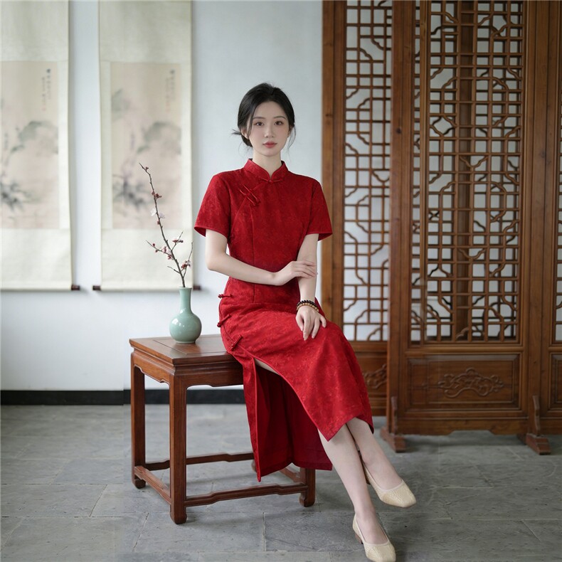 2026年夏季气质时尚修身显瘦民族风旗袍中长裙,女装汉服/婚纱/旗袍/礼服,媚琳依坊