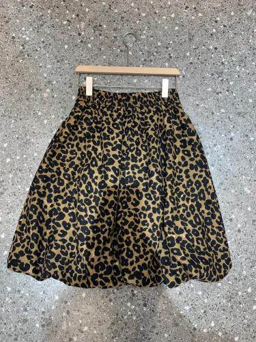 2021年秋季新品欧货灯笼豹纹高腰Ａ字半裙，女装半身裙，L·H·X