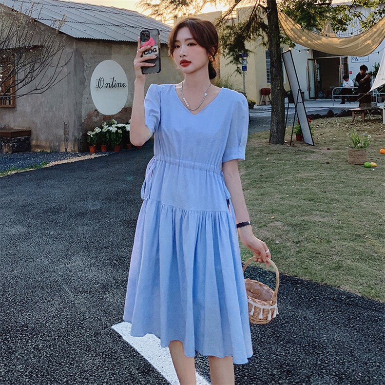 （现货）收腰泡泡袖连衣裙女2024年夏季新款时尚气质法式V领裙子,女装连衣裙,唯依ONLY