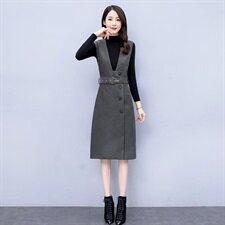 深灰色