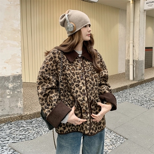 灯芯绒拼接豹纹羊羔毛短外套女秋冬2024新款潮宽松小个子爆款棉衣图片