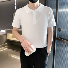 白色
