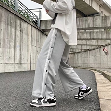 灰色