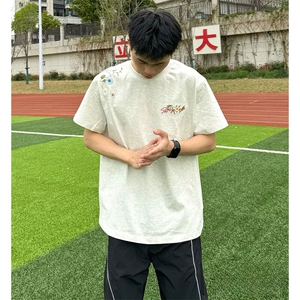 万针全刺绣工艺抖音得物高品质260克重磅纯棉双纱美式高街短袖T恤图片