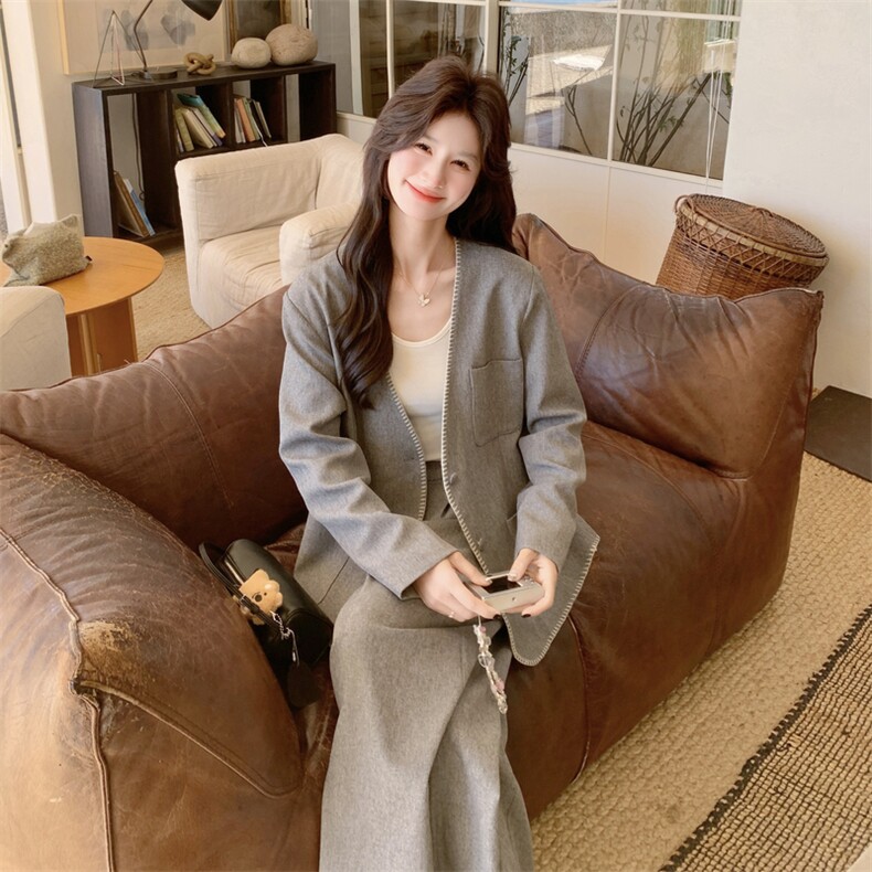 新款【已出货】灰色西装套2C110-H7005-P215-K348,女装套装/套裙,2C110