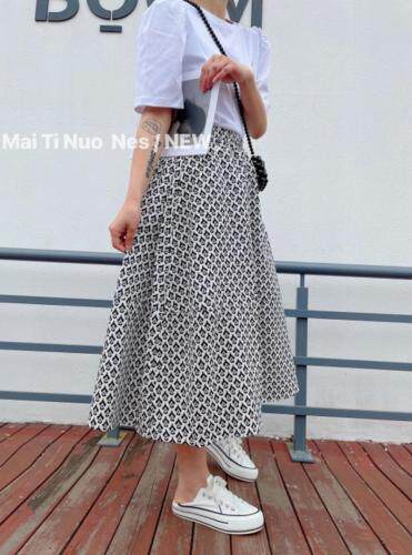 新款半裙，女装半身裙，麦缇诺