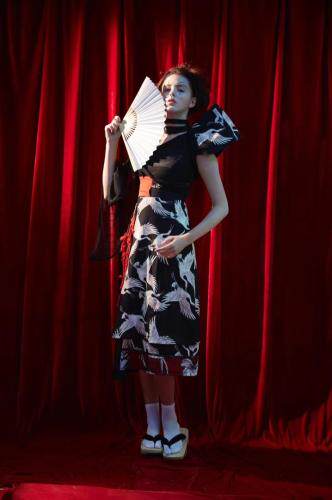 烟雨美人 YYMR103945