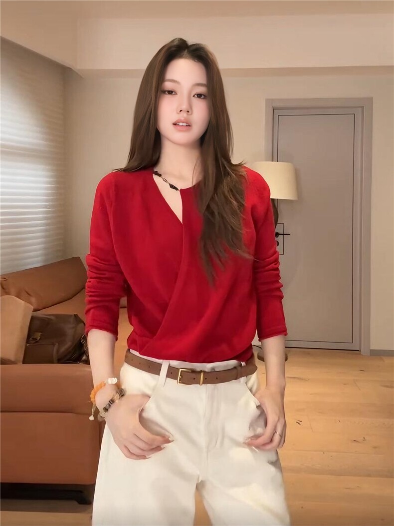 2025年秋季车厘子红色碎石链交叉领，女装羊毛衫，佳弈羊绒